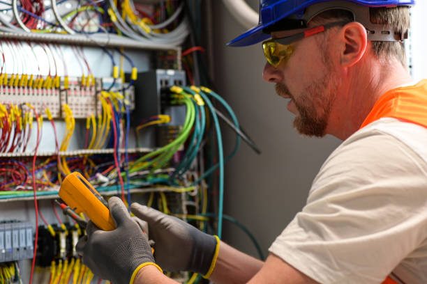 Best Licensed Electrician  in West Vero Corridor, FL